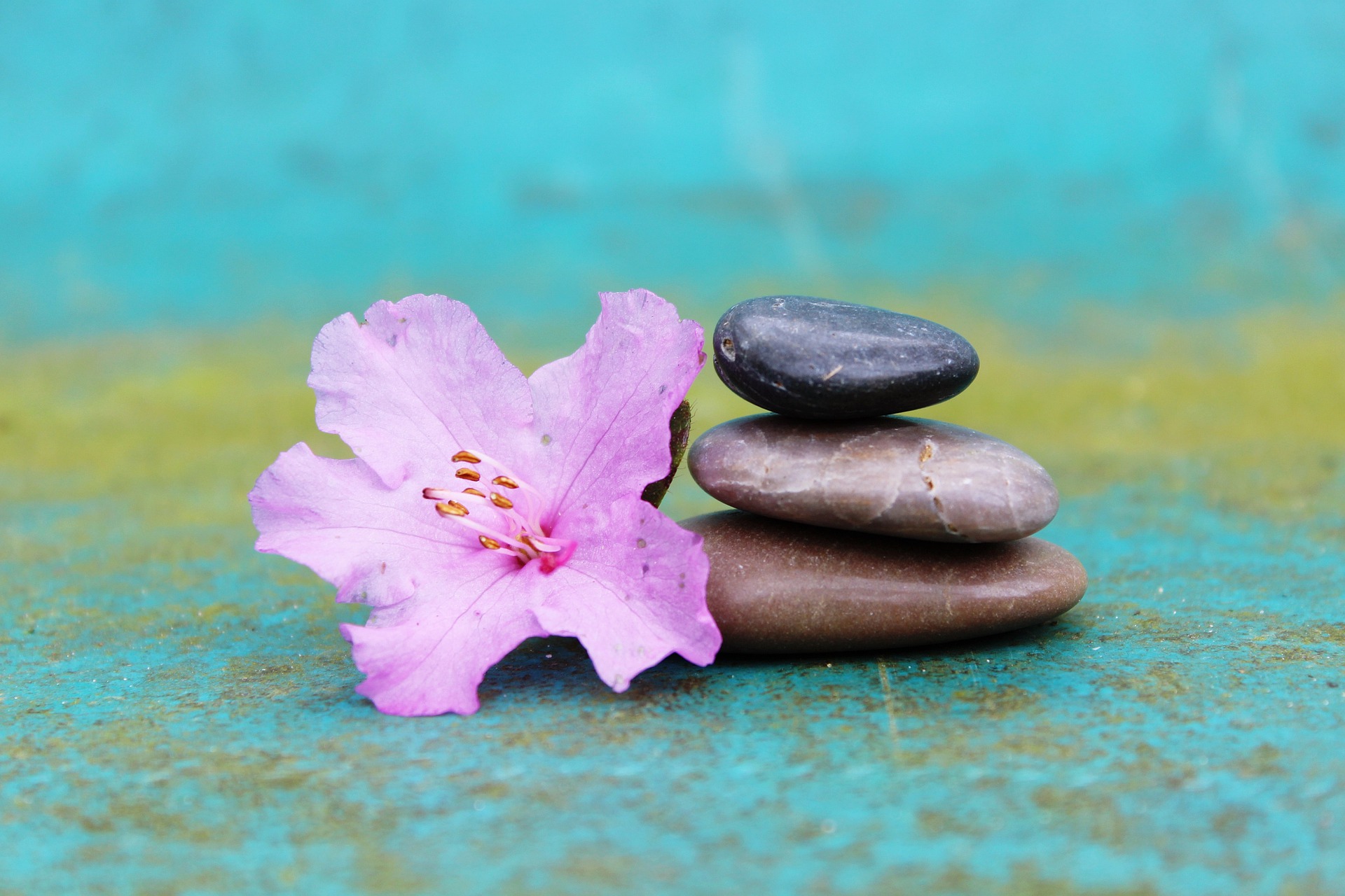 Three stones balanced on each other